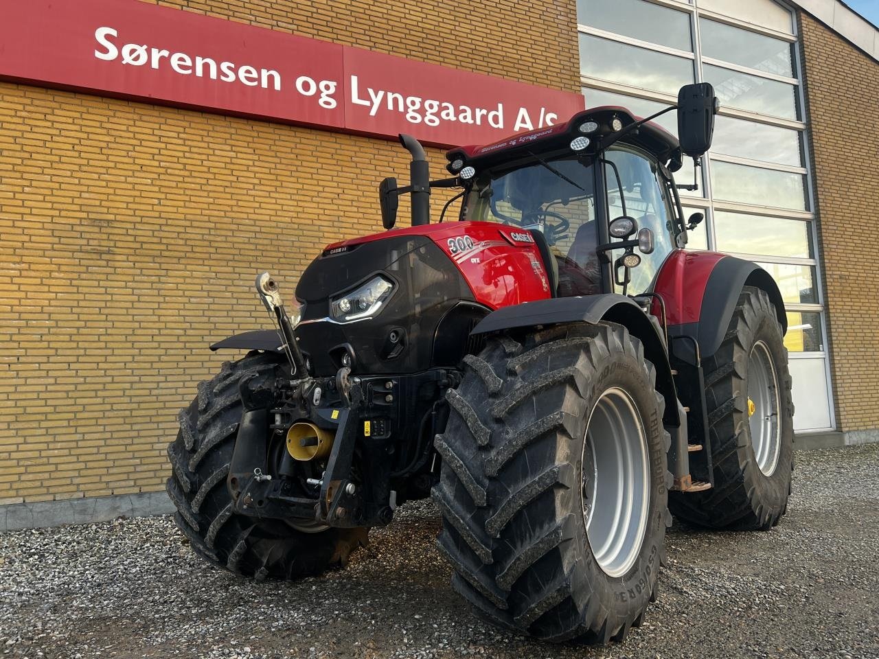 Traktor des Typs Case IH OPTUM 300 CVX, Gebrauchtmaschine in Viborg (Bild 2)
