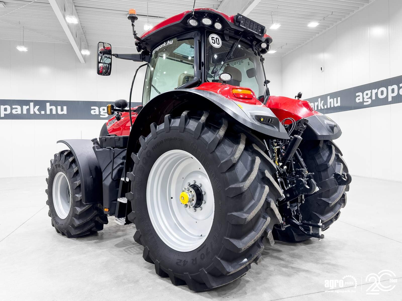 Traktor des Typs Case IH Optum 300 CVX, Gebrauchtmaschine in Csengele (Bild 4)