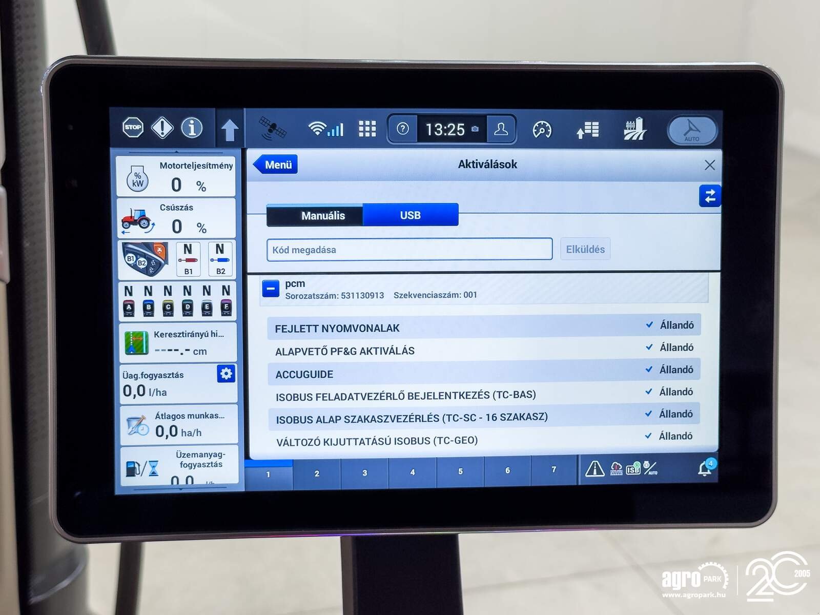 Traktor des Typs Case IH Optum 300 CVX, Gebrauchtmaschine in Csengele (Bild 22)