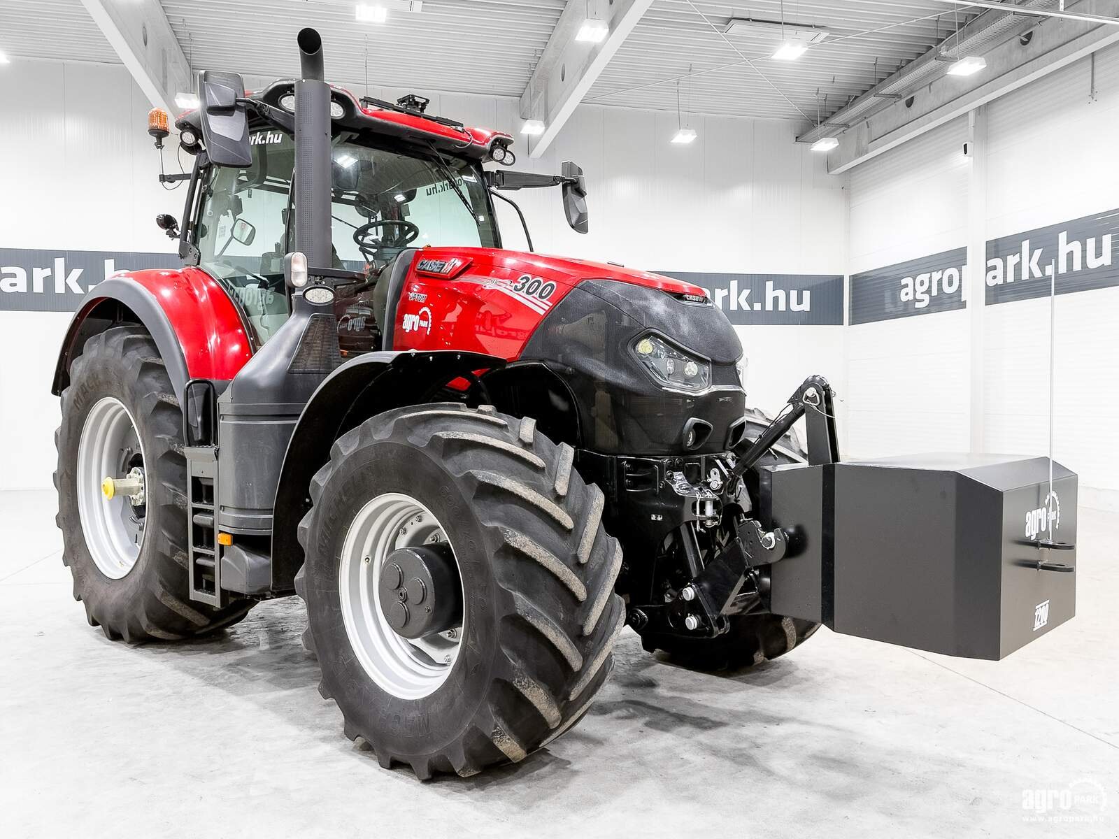 Traktor van het type Case IH Optum 300 CVX, Gebrauchtmaschine in Csengele (Foto 2)