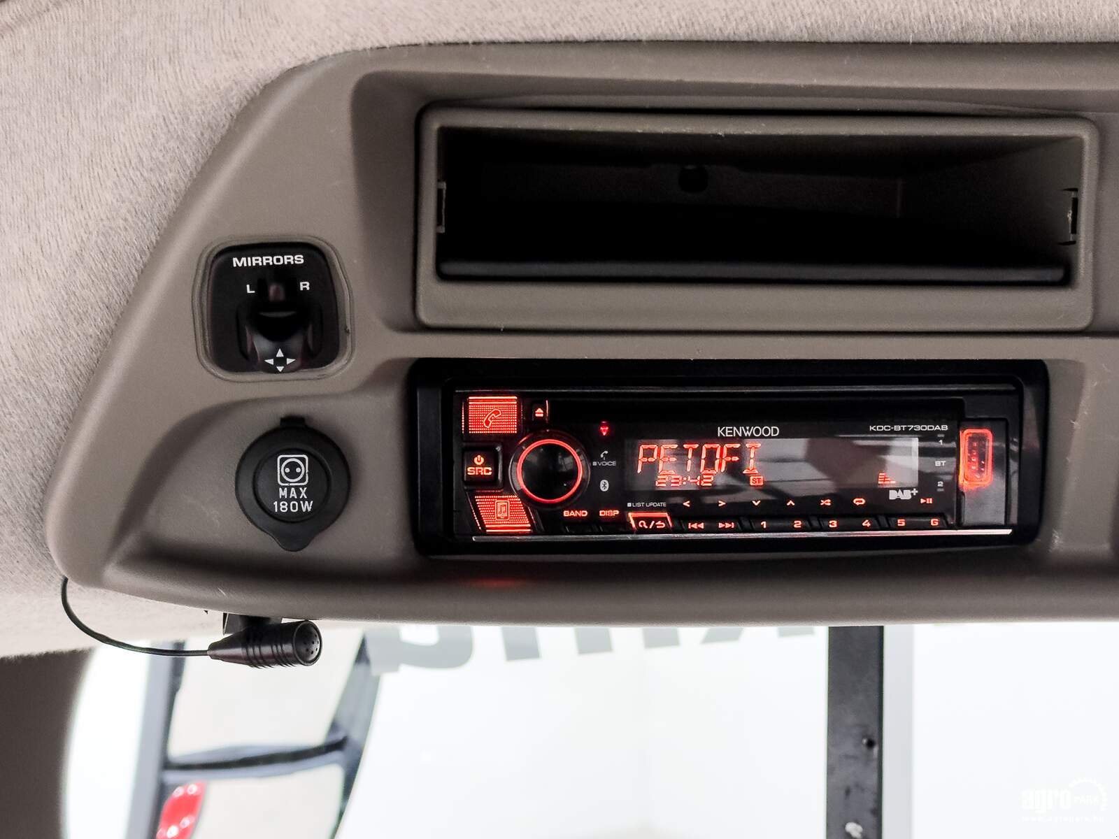 Traktor van het type Case IH Optum 300 CVX, Gebrauchtmaschine in Csengele (Foto 27)