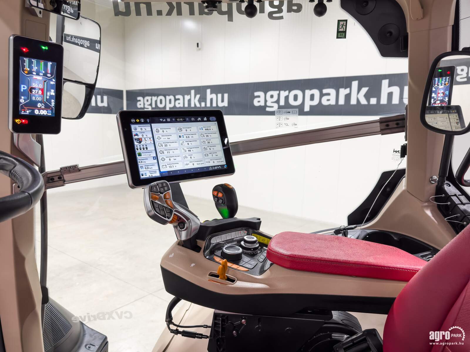 Traktor of the type Case IH Optum 300 CVX, Gebrauchtmaschine in Csengele (Picture 12)