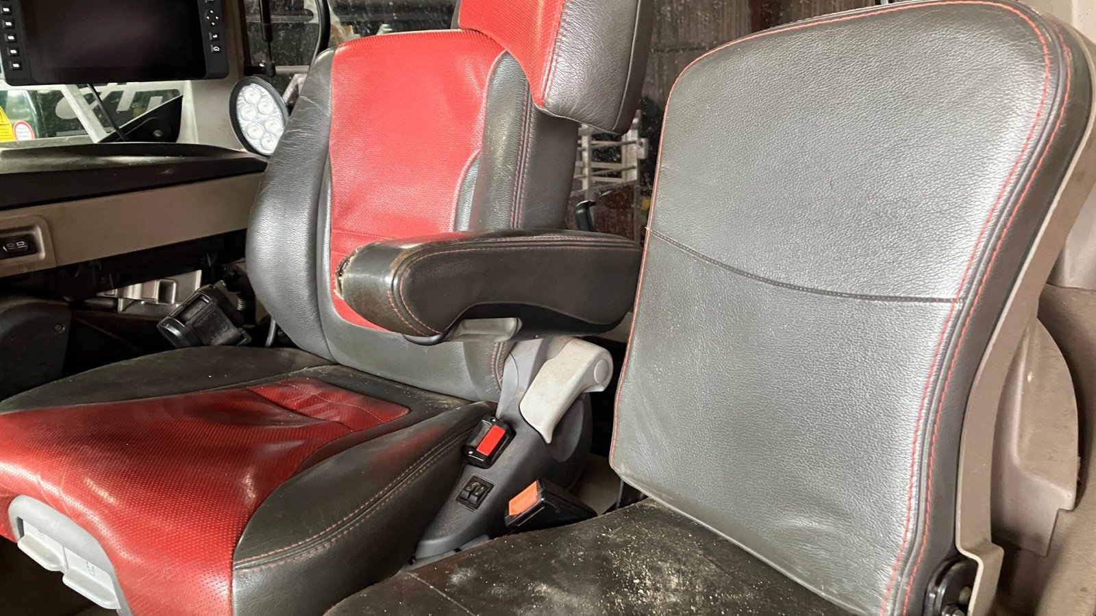 Traktor of the type Case IH Optum 300 CVX, Gebrauchtmaschine in Aulum (Picture 2)