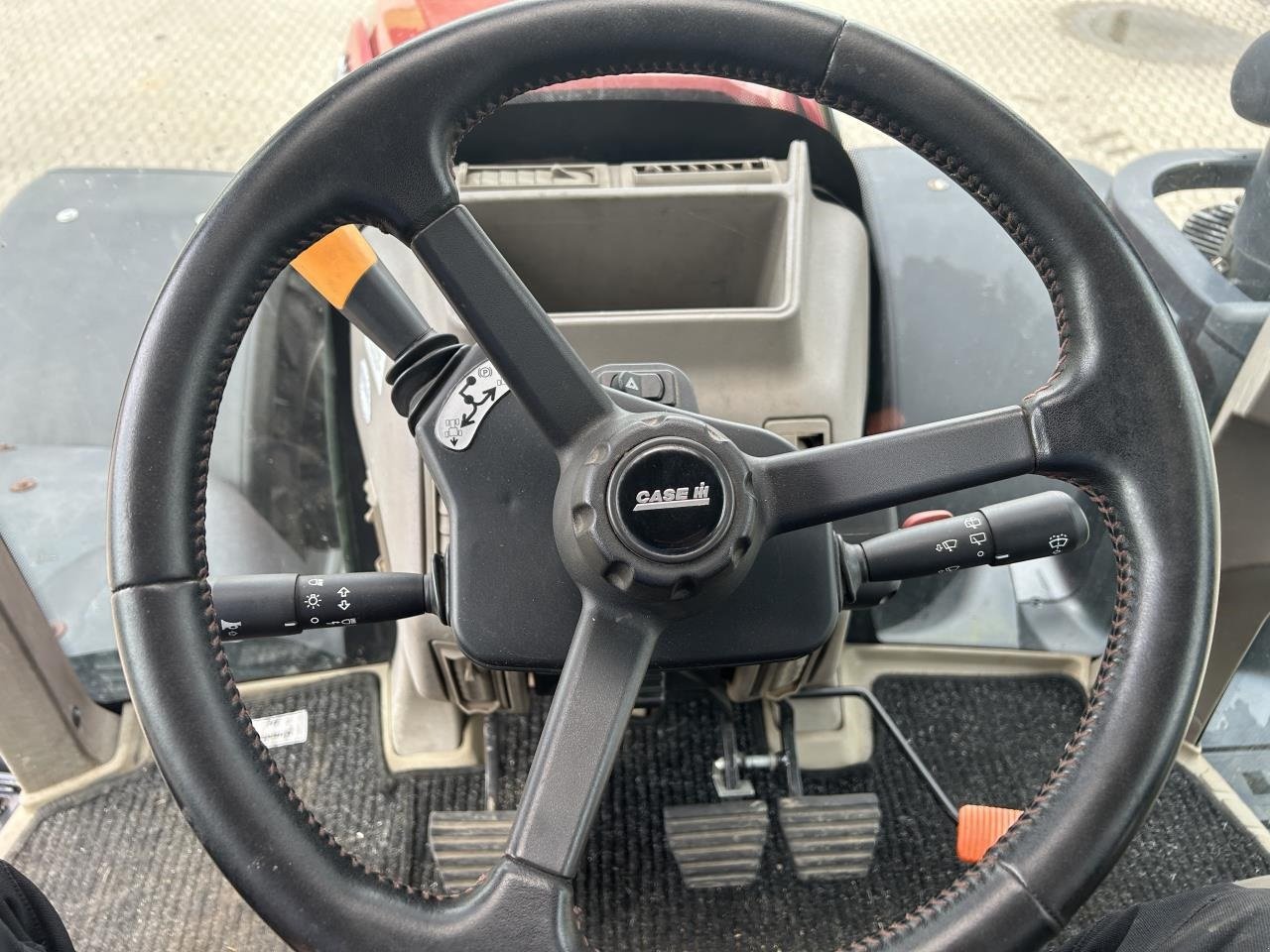 Traktor des Typs Case IH OPTUM 300 CVX, Gebrauchtmaschine in Bramming (Bild 5)