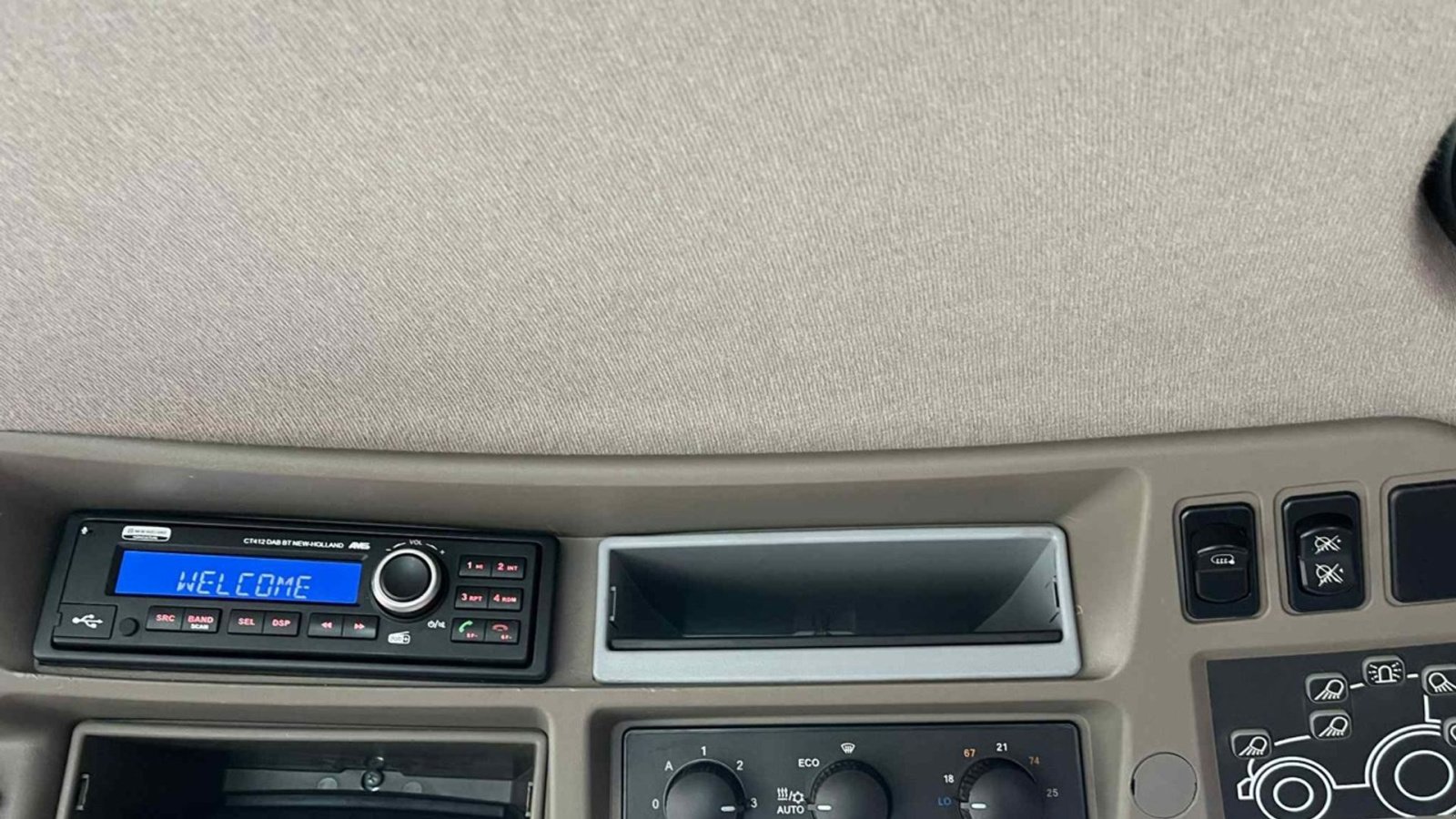 Traktor Türe ait Case IH Optum 300 CVX, Gebrauchtmaschine içinde Mariager (resim 15)