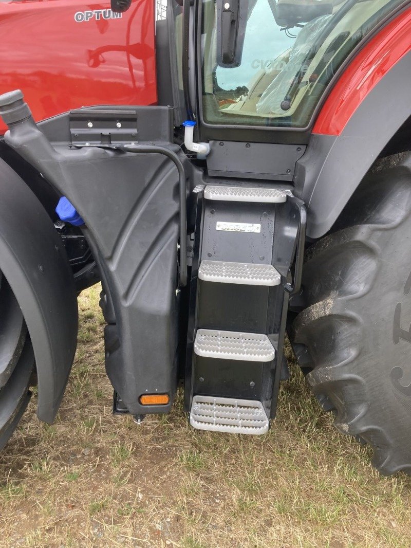 Traktor des Typs Case IH Optum 300 CVX, Neumaschine in Freiberg (Bild 15)