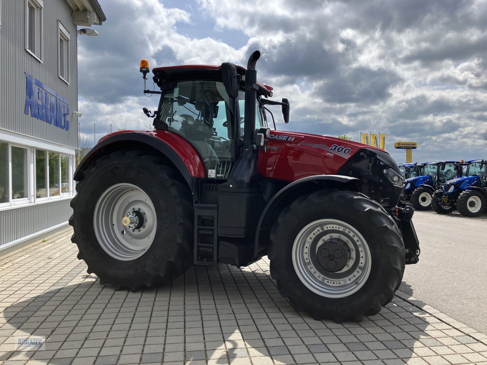 Traktor des Typs Case IH Optum 300 CVX, Gebrauchtmaschine in Salching bei Straubing (Bild 8)
