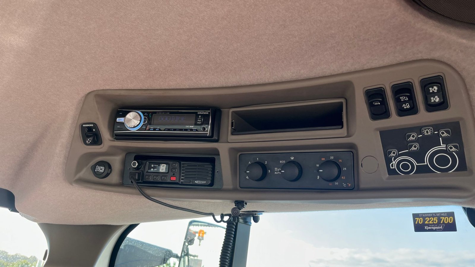 Traktor of the type Case IH Optum 300 CVX, Gebrauchtmaschine in Ringsted (Picture 12)