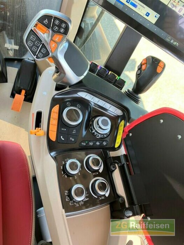 Traktor des Typs Case IH OPTUM 300 CVXD, Neumaschine in Bühl (Bild 15)