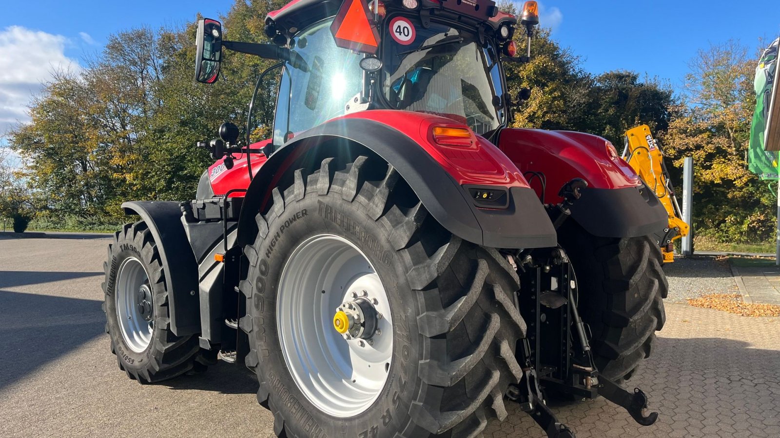 Traktor of the type Case IH OPTUM 300 CVXDRIVE Traktor., Gebrauchtmaschine in Spøttrup (Picture 3)