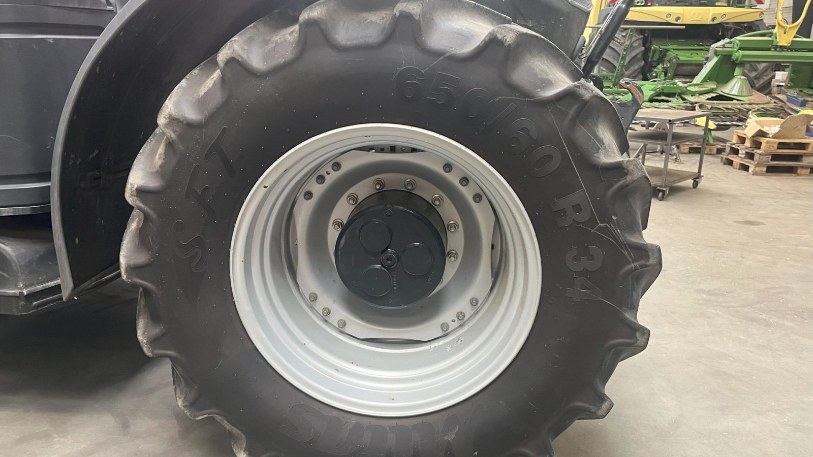 Traktor типа Case IH OPTUM 300 CVXDRIVE, Gebrauchtmaschine в Horsens (Фотография 10)