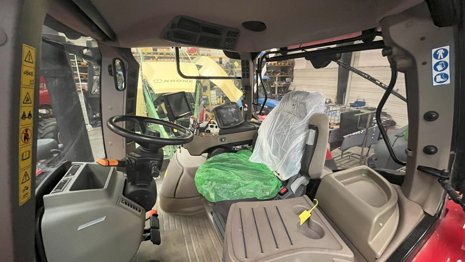 Traktor типа Case IH OPTUM 300 CVXDRIVE, Gebrauchtmaschine в Horsens (Фотография 11)