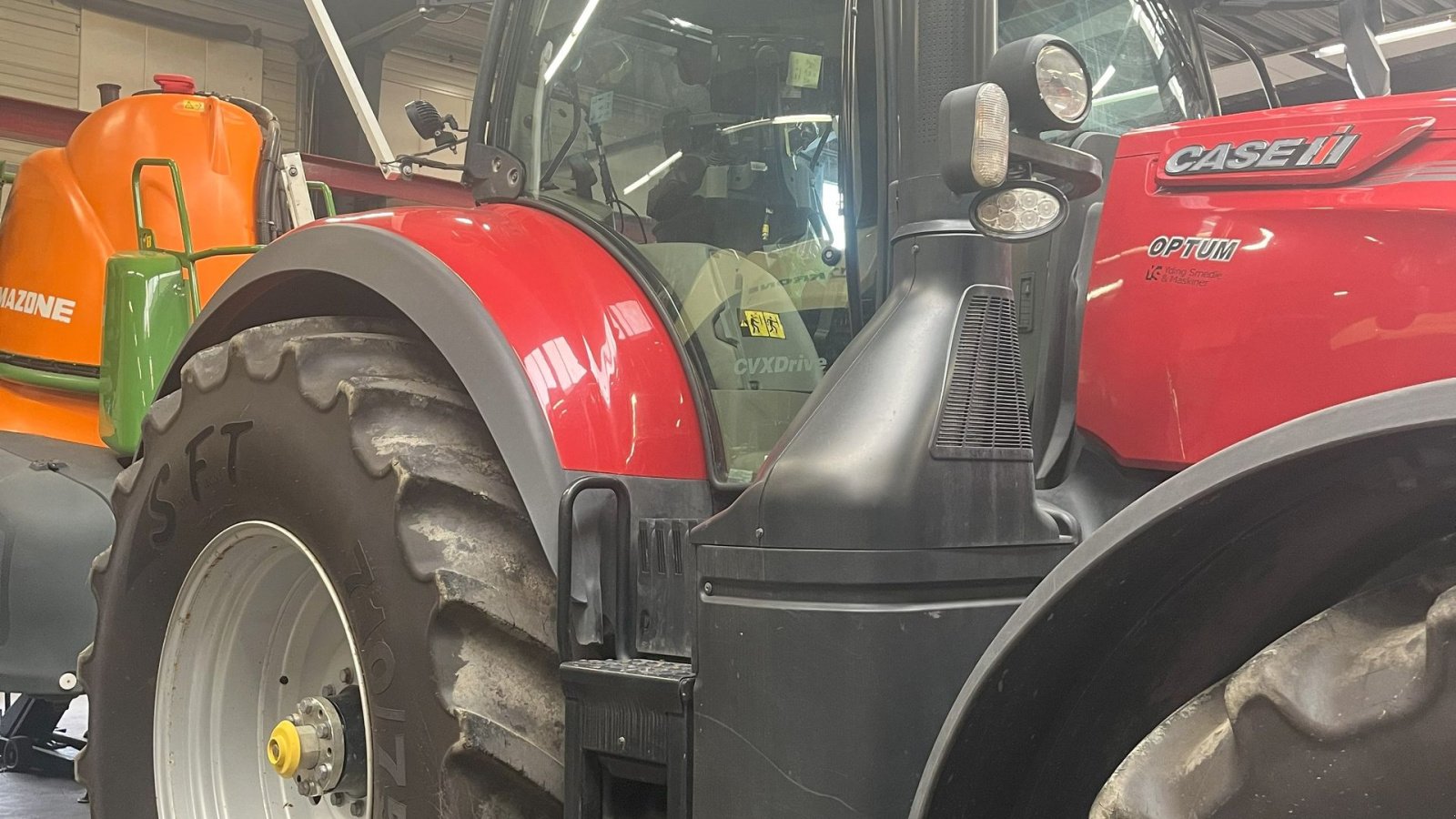 Traktor типа Case IH OPTUM 300 CVXDRIVE, Gebrauchtmaschine в Horsens (Фотография 3)