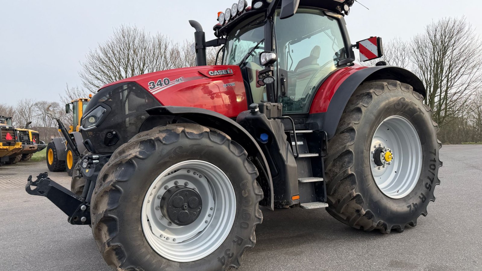 Traktor tipa Case IH OPTUM 340 CVX. KUN 800 TIMER!, Gebrauchtmaschine u Nørager (Slika 2)