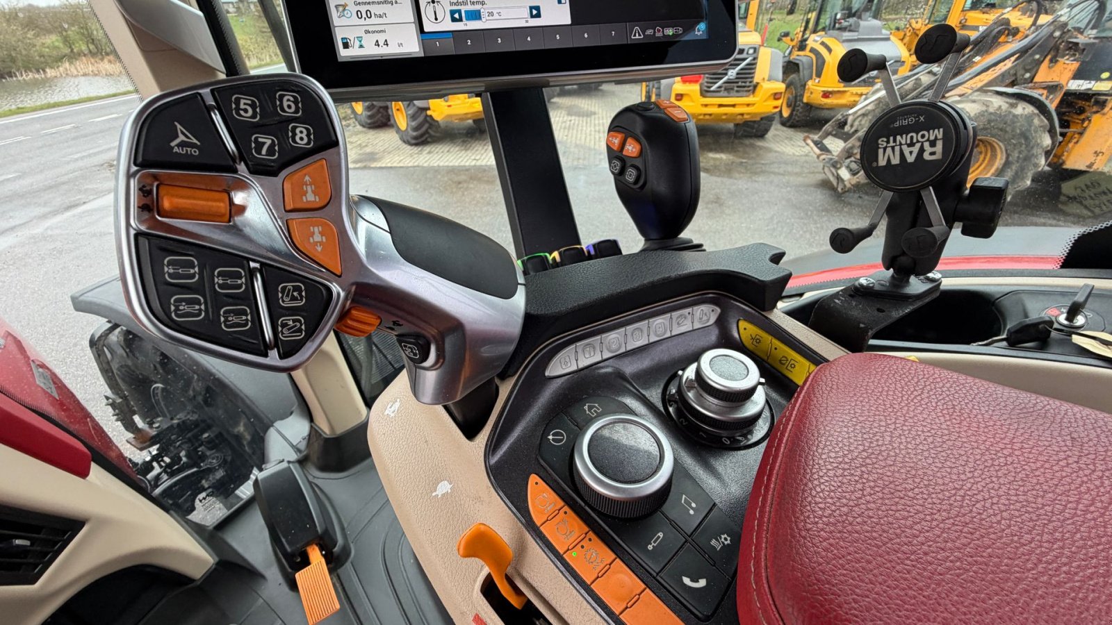 Traktor del tipo Case IH OPTUM 340 CVX. KUN 800 TIMER!, Gebrauchtmaschine In Nørager (Immagine 19)