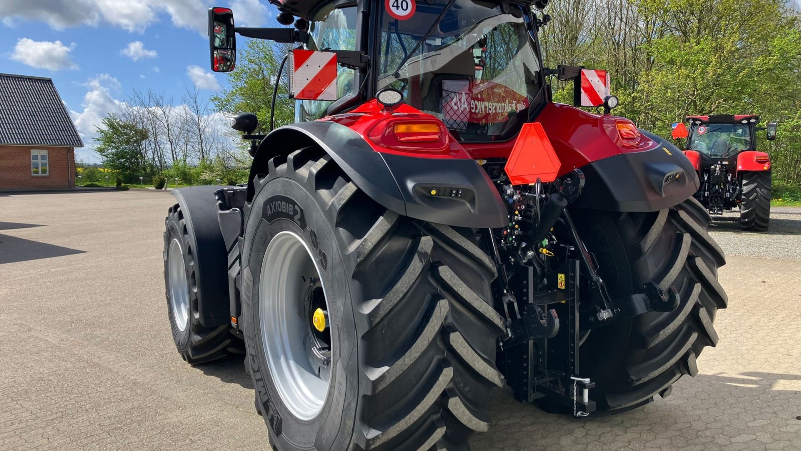 Traktor of the type Case IH OPTUM 340 CVX, Gebrauchtmaschine in Spøttrup (Picture 5)