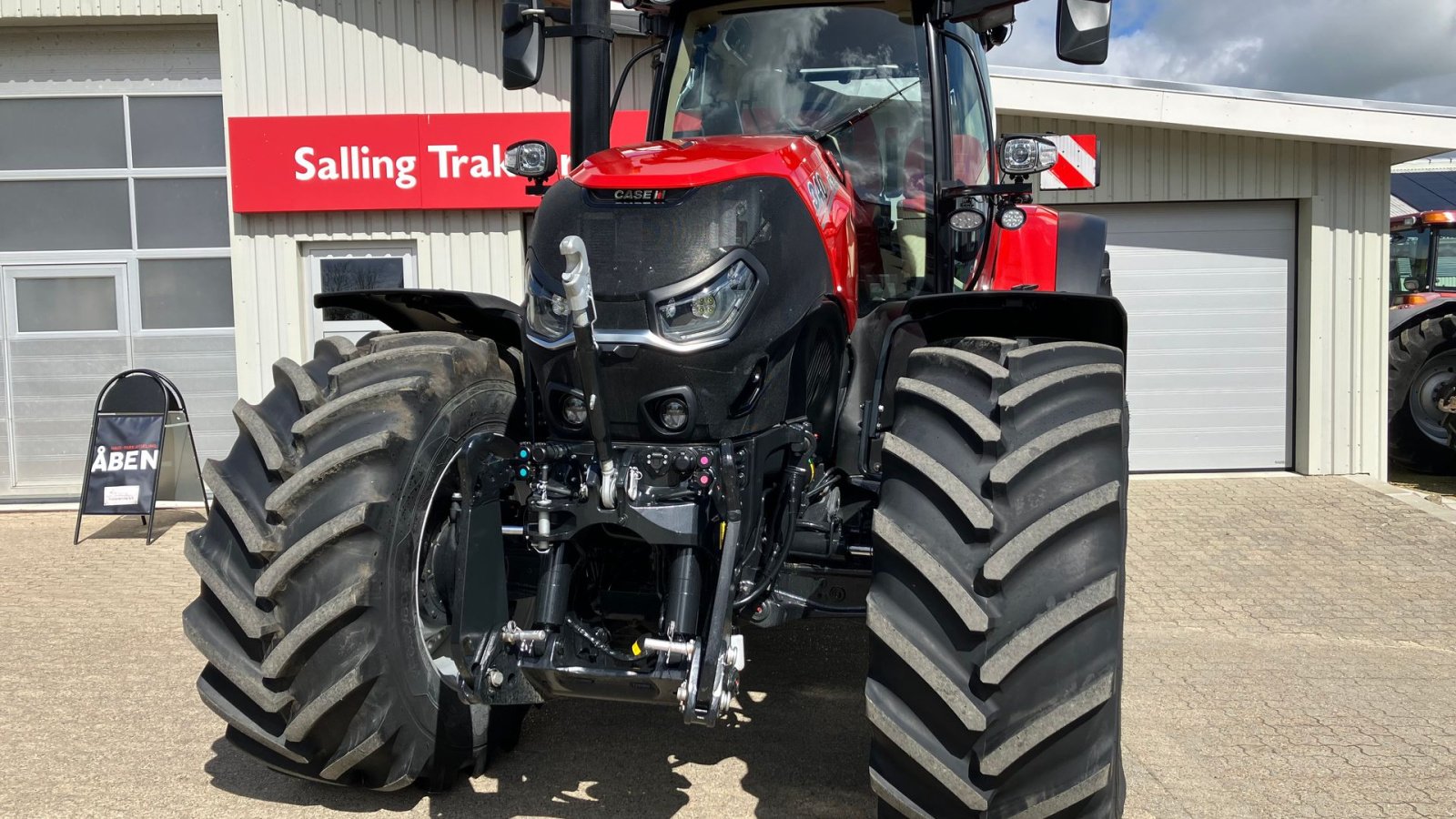 Traktor of the type Case IH OPTUM 340 CVX, Gebrauchtmaschine in Spøttrup (Picture 12)