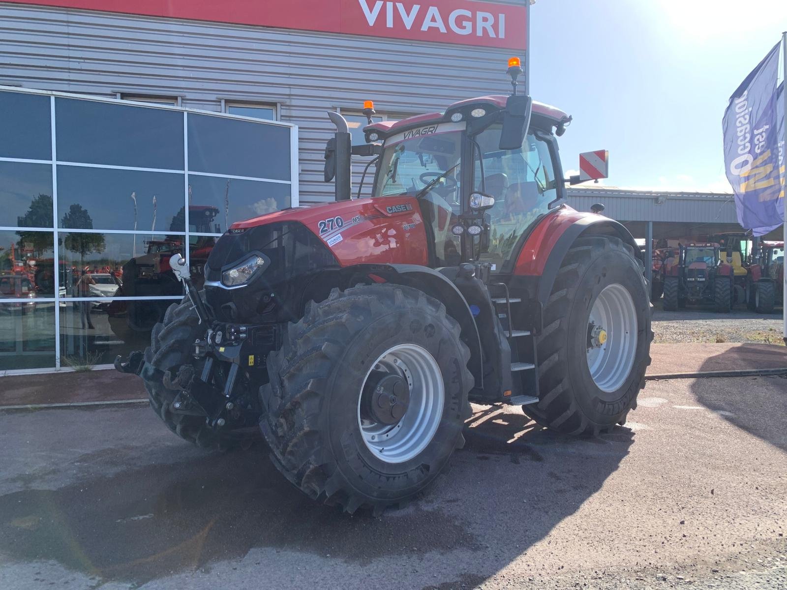 Traktor типа Case IH OPTUM CVX 270 AFS CONNECT, Gebrauchtmaschine в CINTHEAUX (Фотография 1)