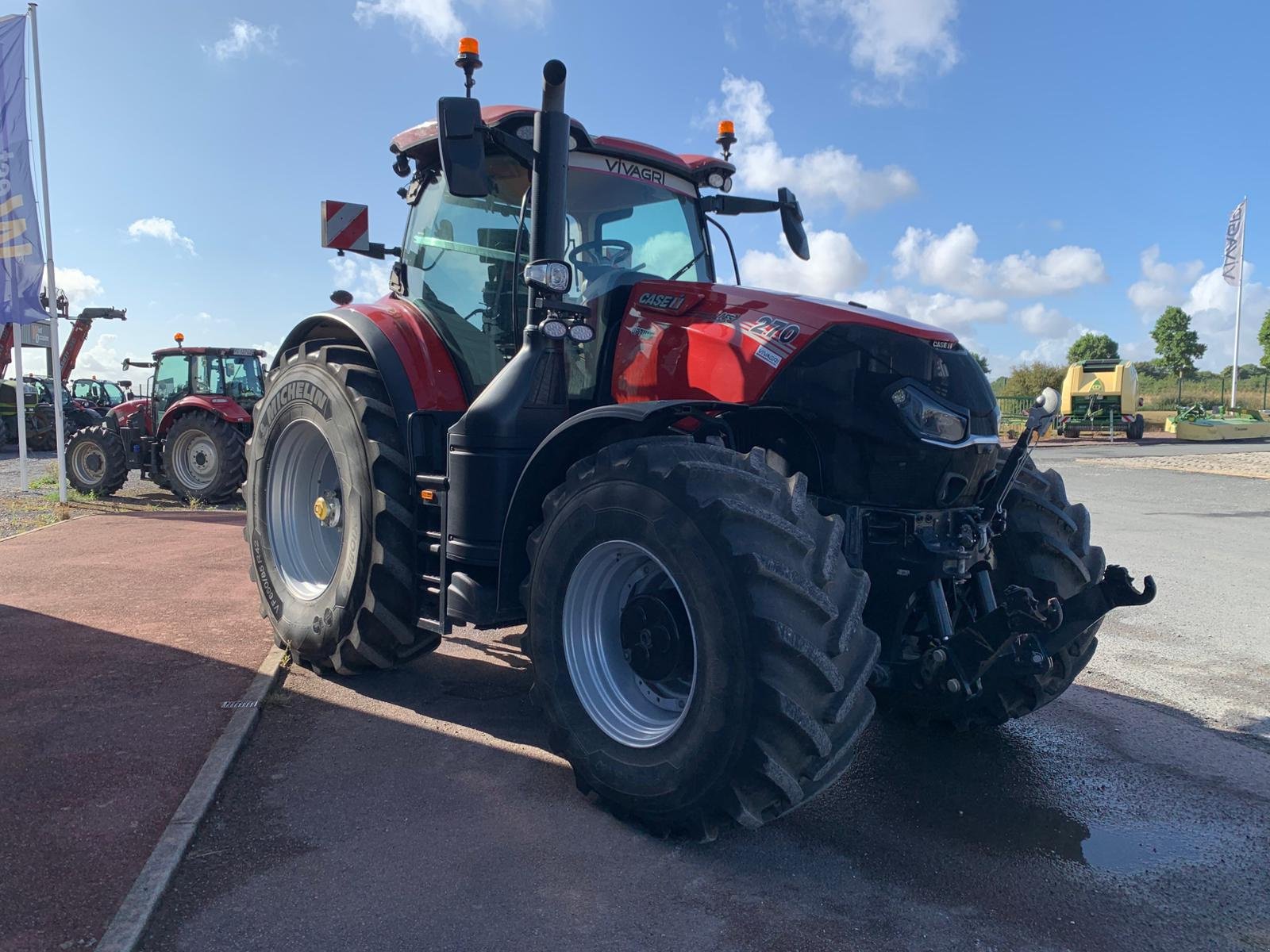 Traktor типа Case IH OPTUM CVX 270 AFS CONNECT, Gebrauchtmaschine в CINTHEAUX (Фотография 2)