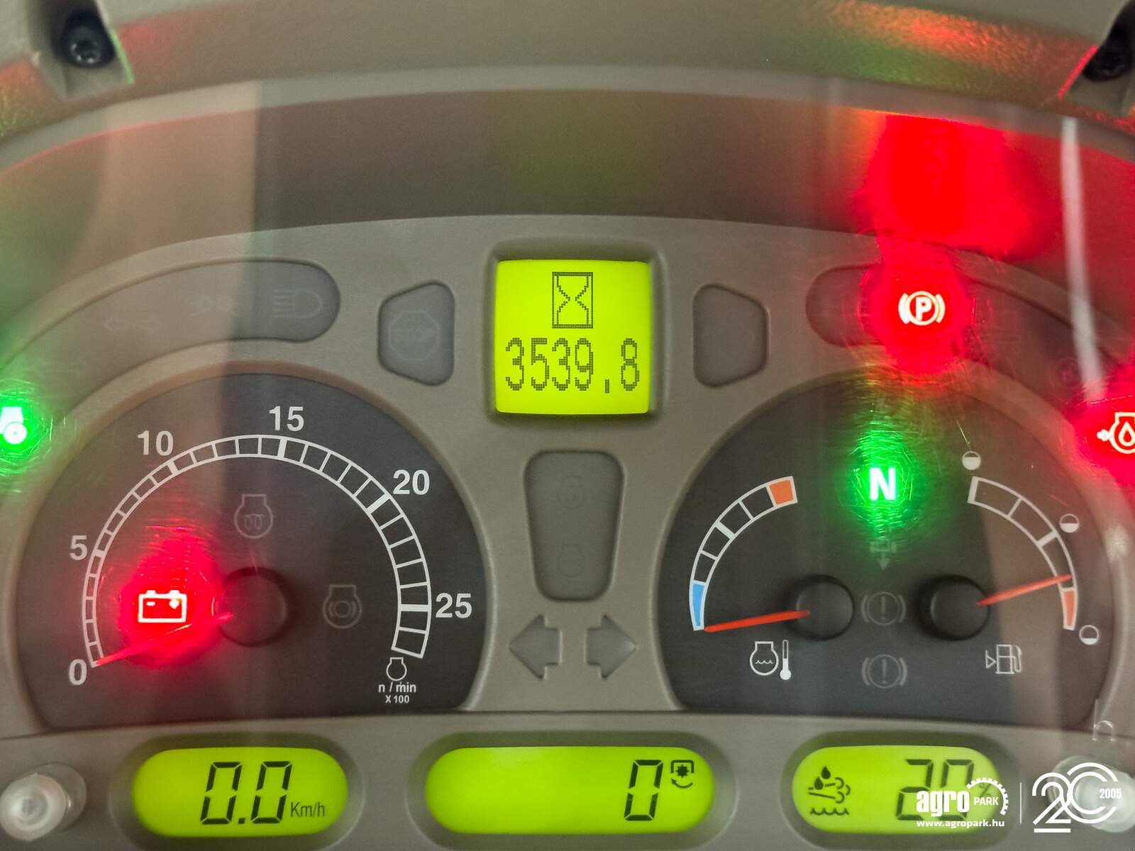 Traktor des Typs Case IH Puma 165 19/6 Powershift 50 km/h, front axle susp., cab susp., full RTK, Michelin tires, Gebrauchtmaschine in Csengele (Bild 10)