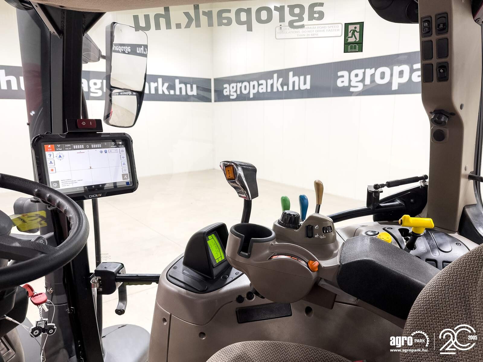 Traktor des Typs Case IH Puma 165 19/6 Powershift 50 km/h, front axle susp., cab susp., full RTK, Michelin tires, Gebrauchtmaschine in Csengele (Bild 12)