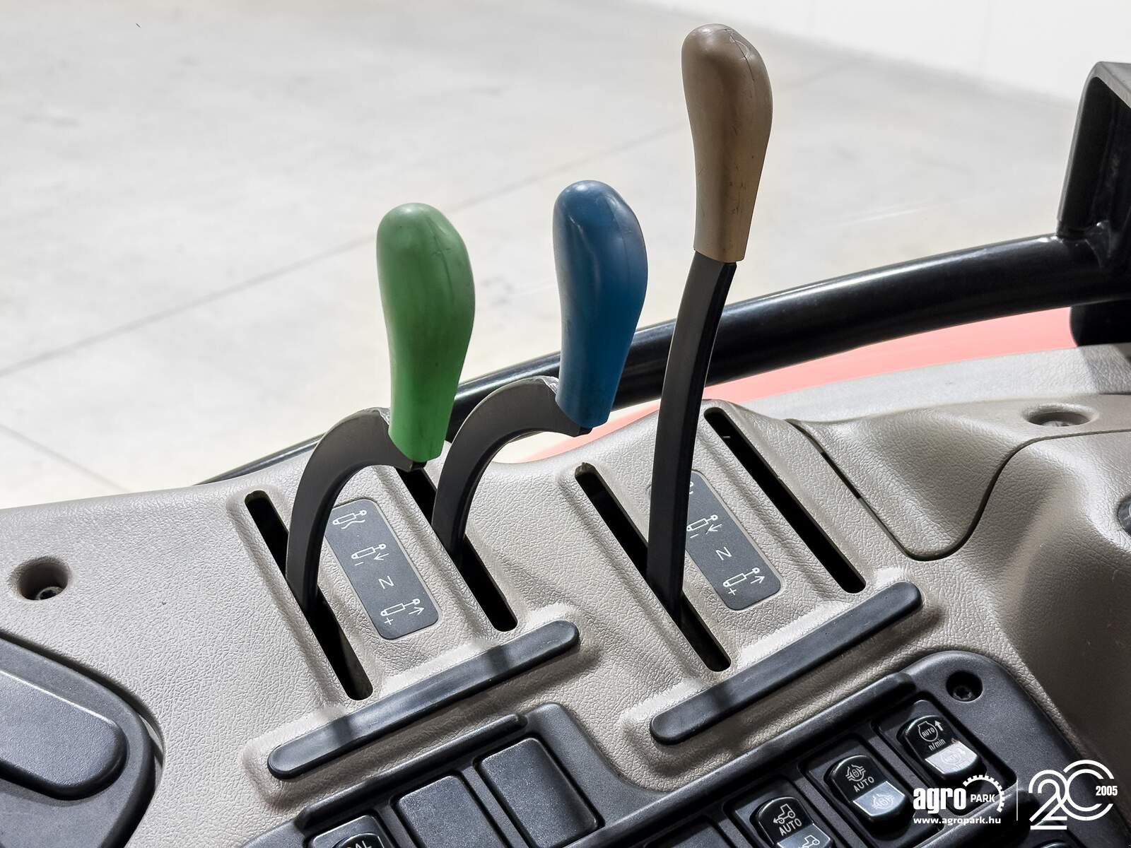 Traktor des Typs Case IH Puma 165 19/6 Powershift 50 km/h, front axle susp., cab susp., full RTK, Michelin tires, Gebrauchtmaschine in Csengele (Bild 19)