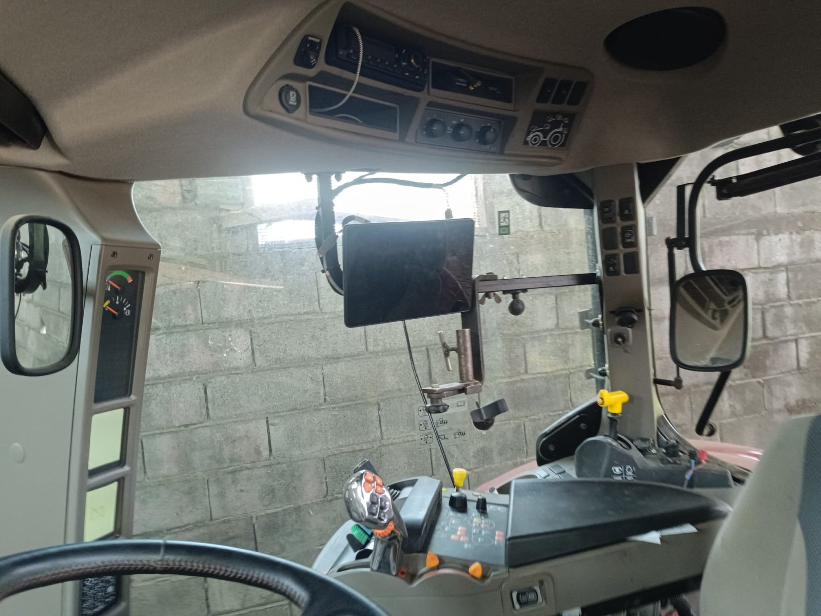 Traktor tipa Case IH PUMA 165 CVX, Gebrauchtmaschine u Aron (Slika 8)