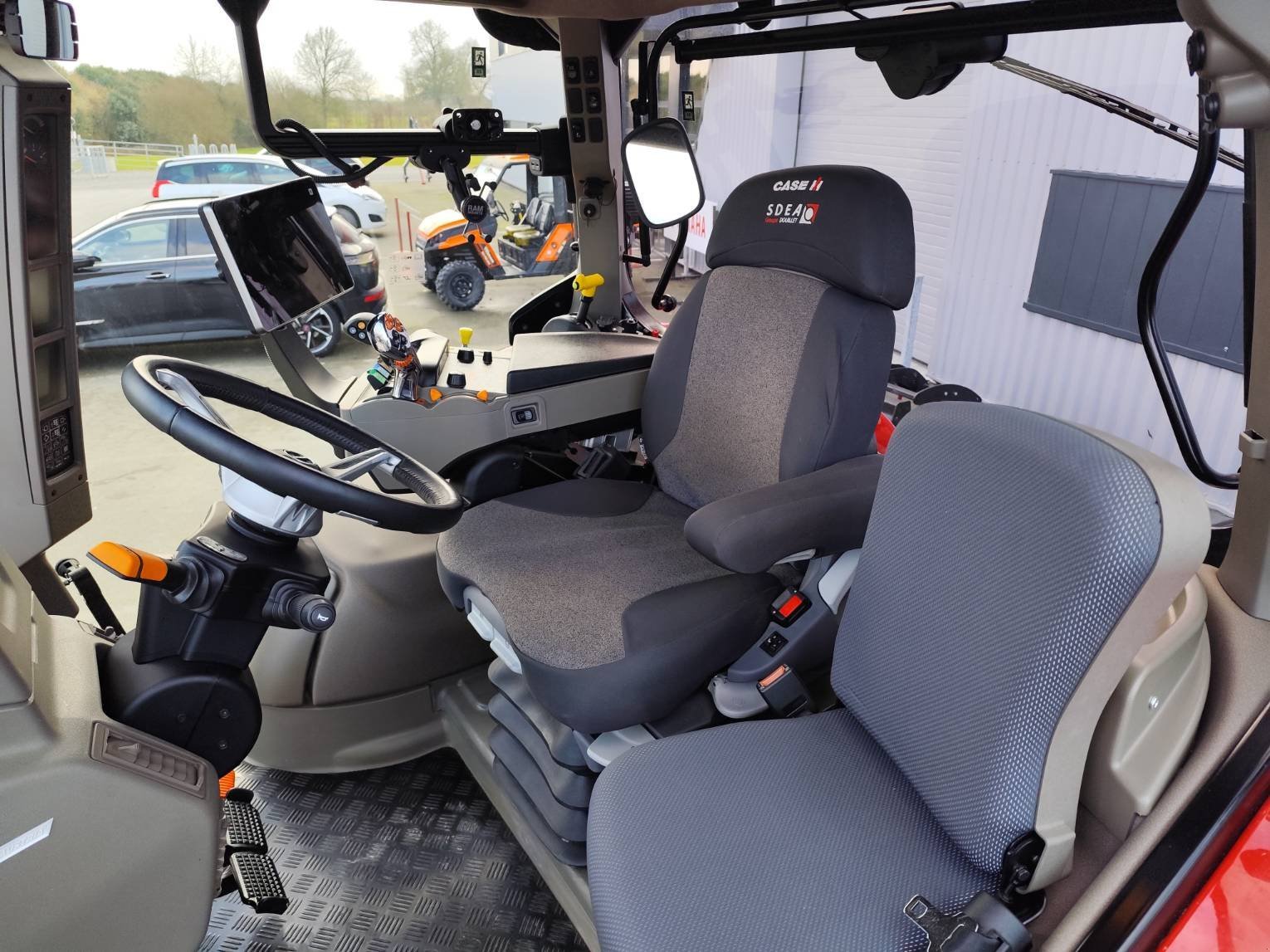 Traktor du type Case IH PUMA 165 CVX, Gebrauchtmaschine en Le Horps (Photo 9)