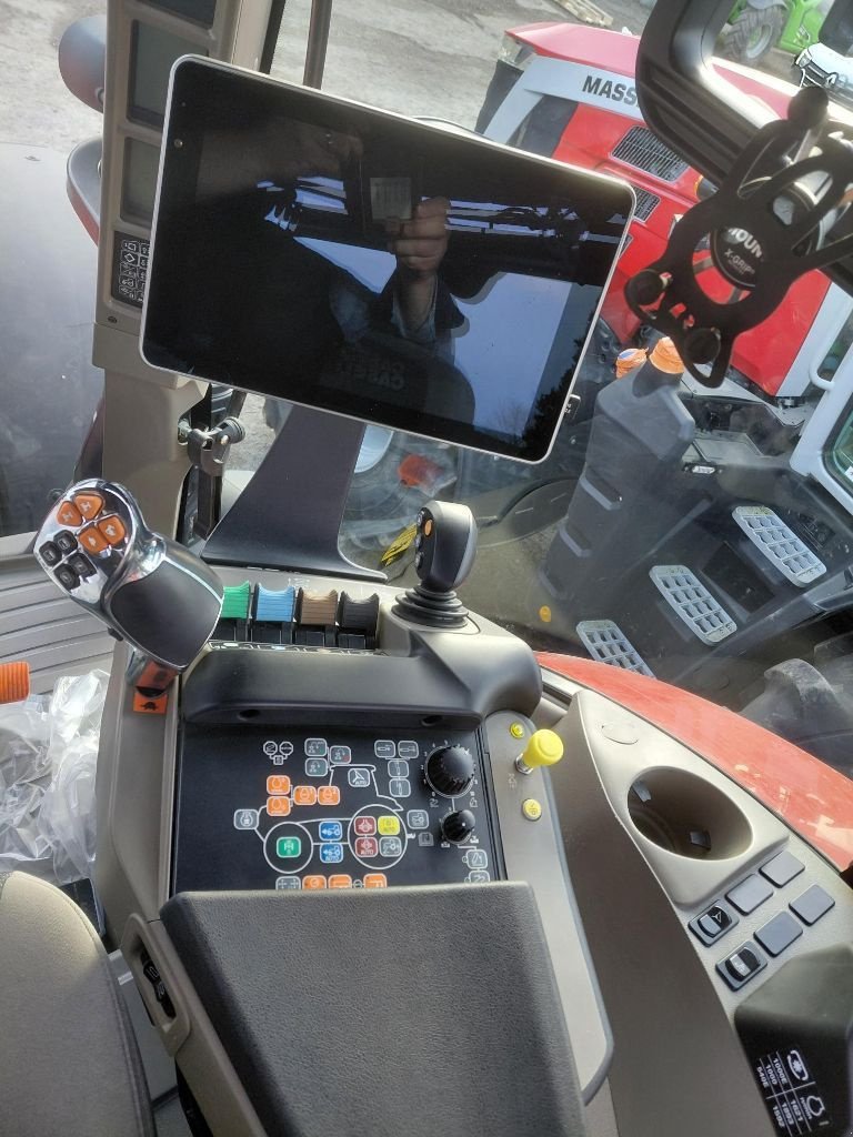 Traktor of the type Case IH PUMA 165 MULTICONTROLLER, Gebrauchtmaschine in BRAS SUR MEUSE (Picture 5)