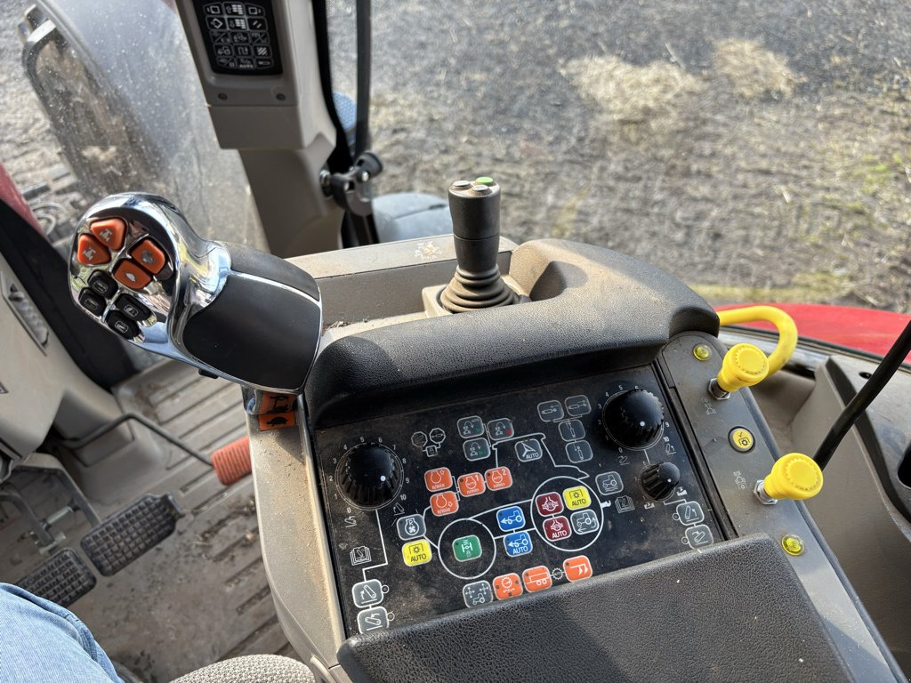 Traktor типа Case IH PUMA 165 MULTICONTROLLER, Gebrauchtmaschine в SAINT FLOUR (Фотография 9)