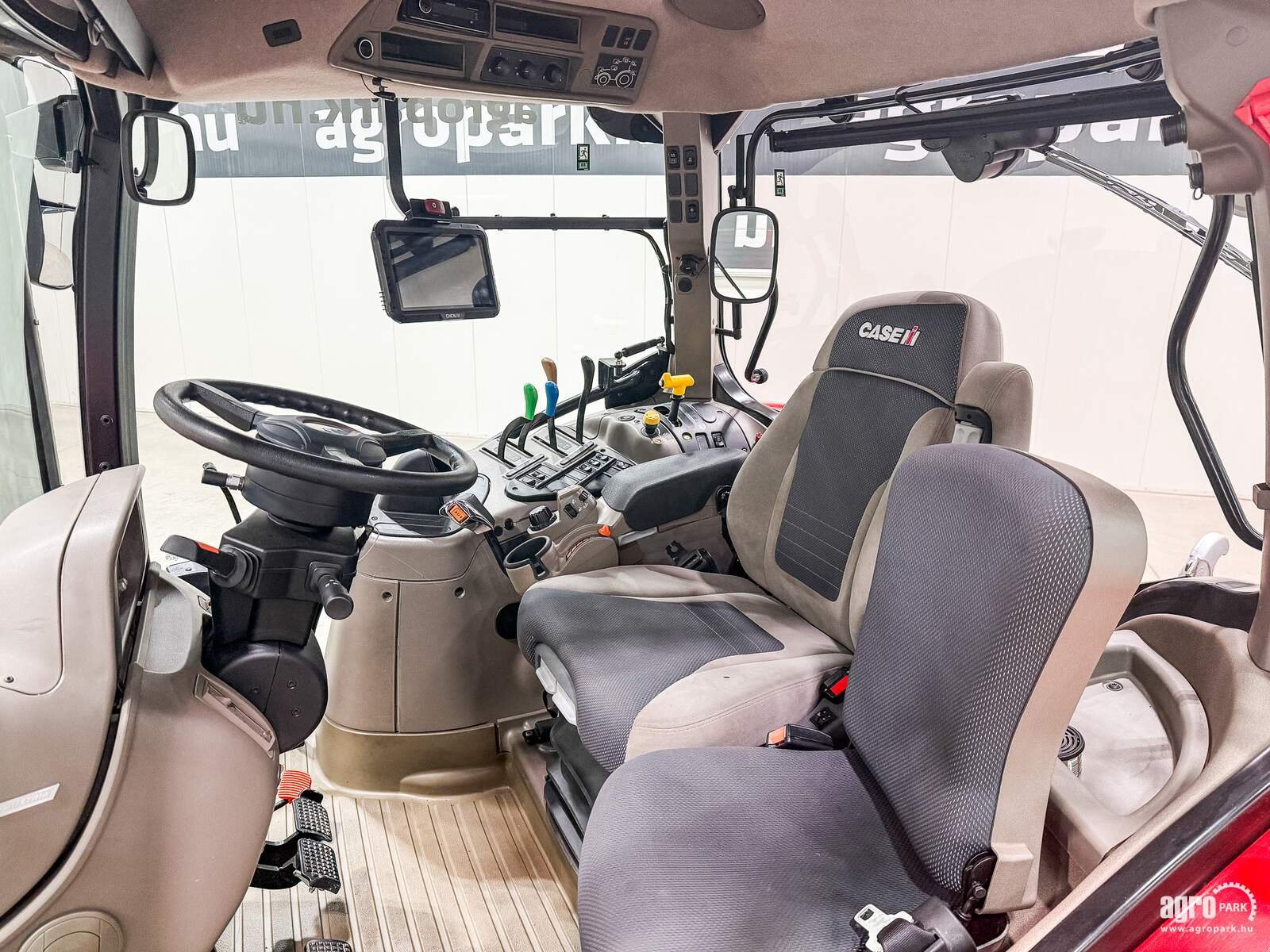 Traktor des Typs Case IH Puma 165, Gebrauchtmaschine in Csengele (Bild 8)