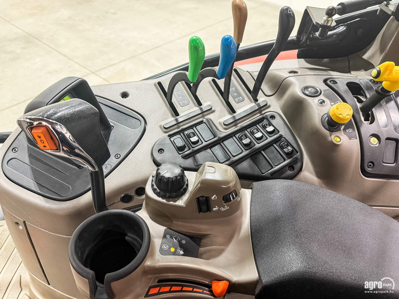 Traktor des Typs Case IH Puma 165, Gebrauchtmaschine in Csengele (Bild 17)