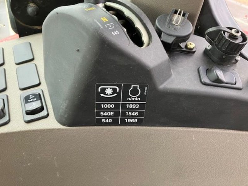 Traktor des Typs Case IH PUMA 175 CVX, Gebrauchtmaschine in POUSSAY (Bild 11)