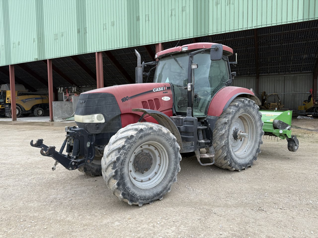 Traktor of the type Case IH PUMA 180, Gebrauchtmaschine in Marolles (Picture 1)