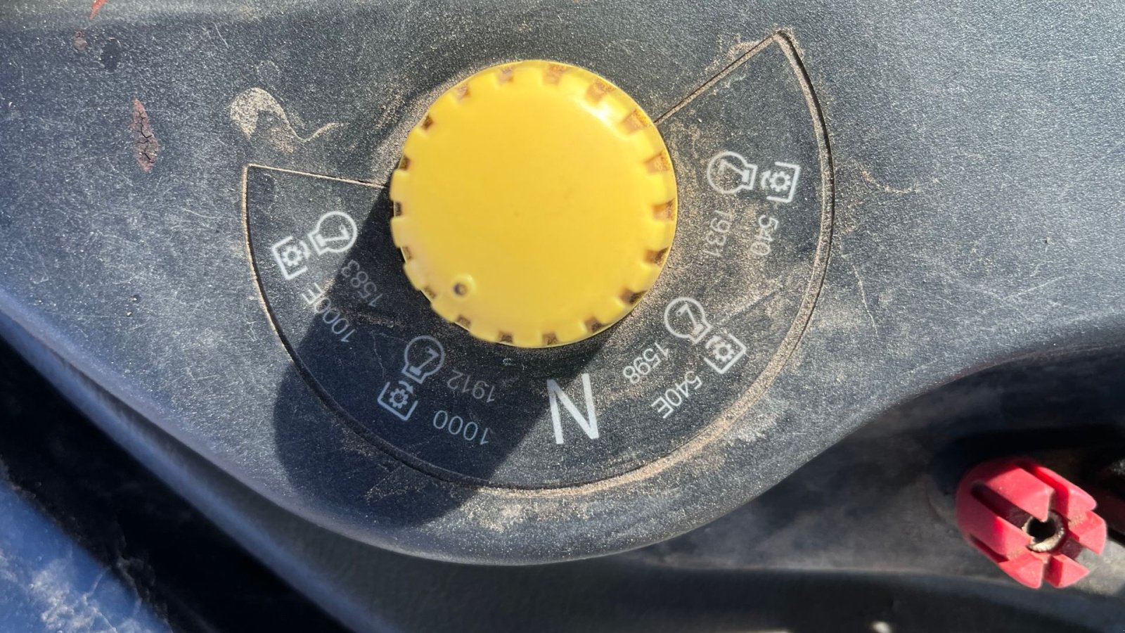 Traktor Türe ait Case IH PUMA 185 CVX Med frontlift RED Model, Gebrauchtmaschine içinde Lintrup (resim 9)