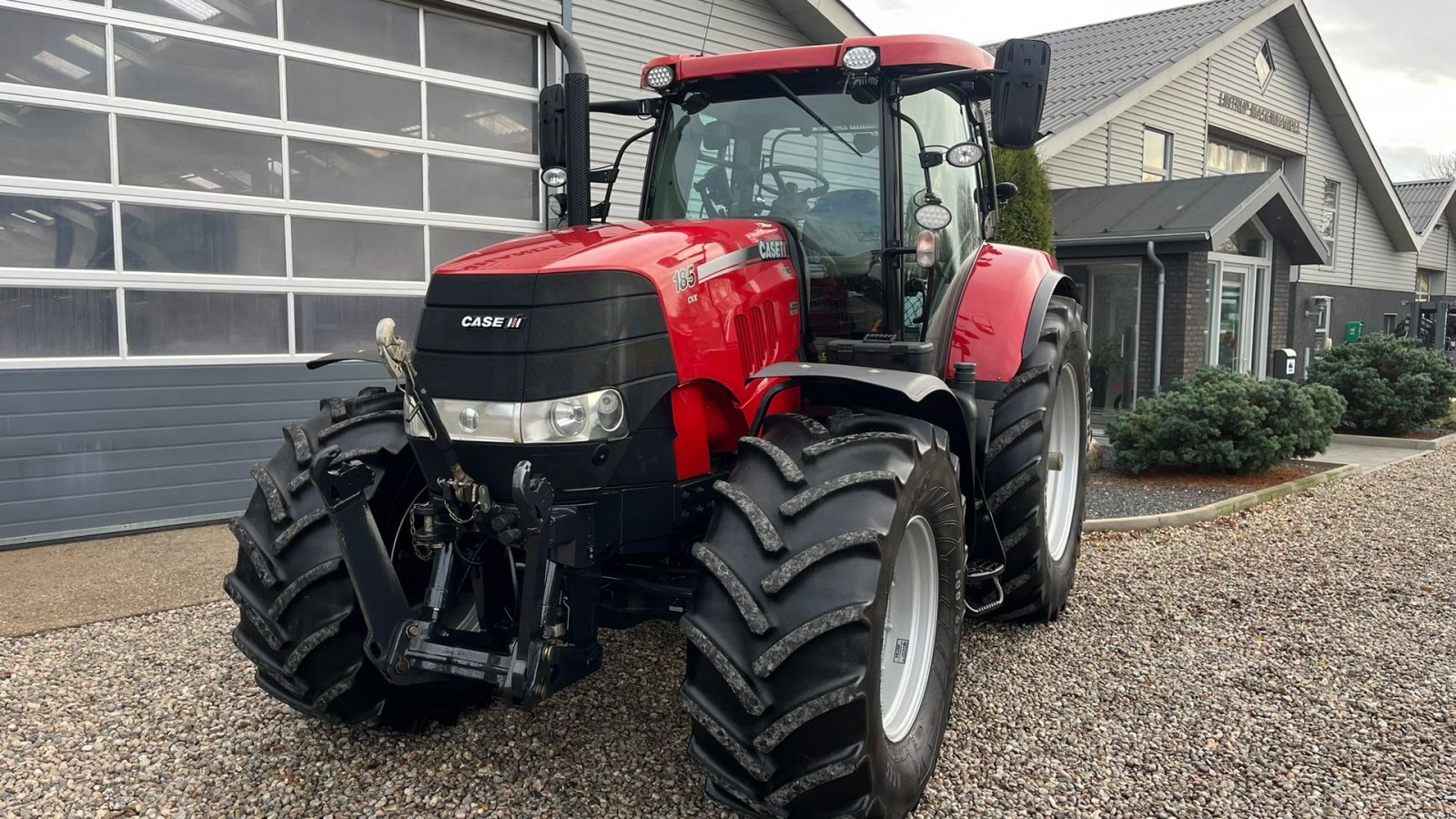 Traktor typu Case IH PUMA 185 CVX Med frontlift RED Model, Gebrauchtmaschine w Lintrup (Zdjęcie 12)