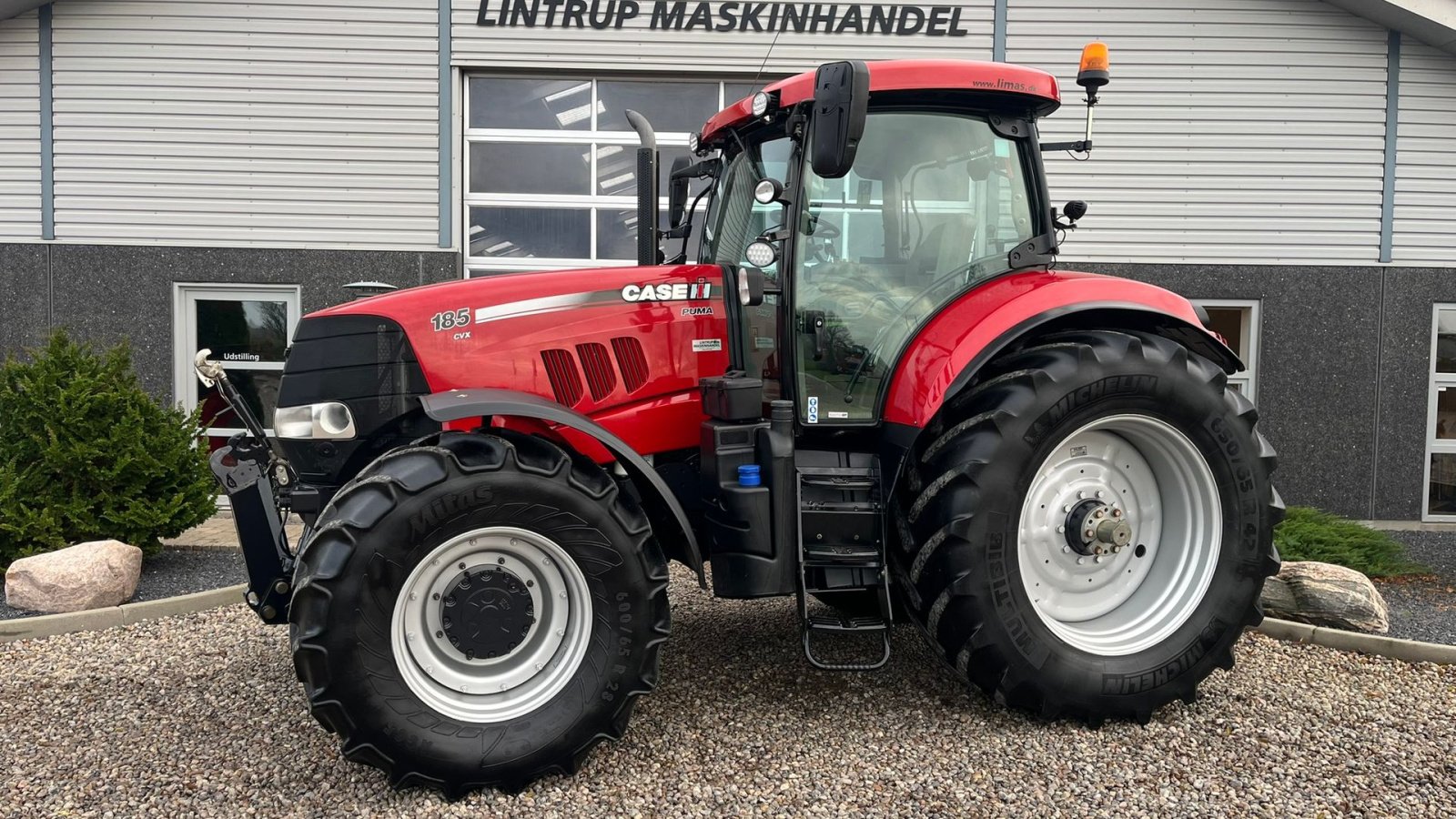 Traktor typu Case IH PUMA 185 CVX Med frontlift RED Model, Gebrauchtmaschine w Lintrup (Zdjęcie 1)