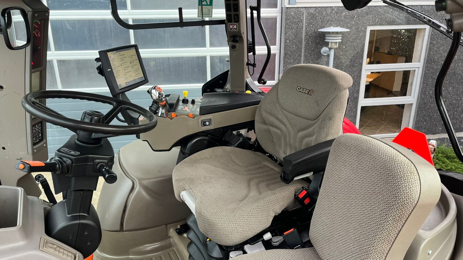 Traktor typu Case IH PUMA 185 CVX Med frontlift RED Model, Gebrauchtmaschine w Lintrup (Zdjęcie 9)