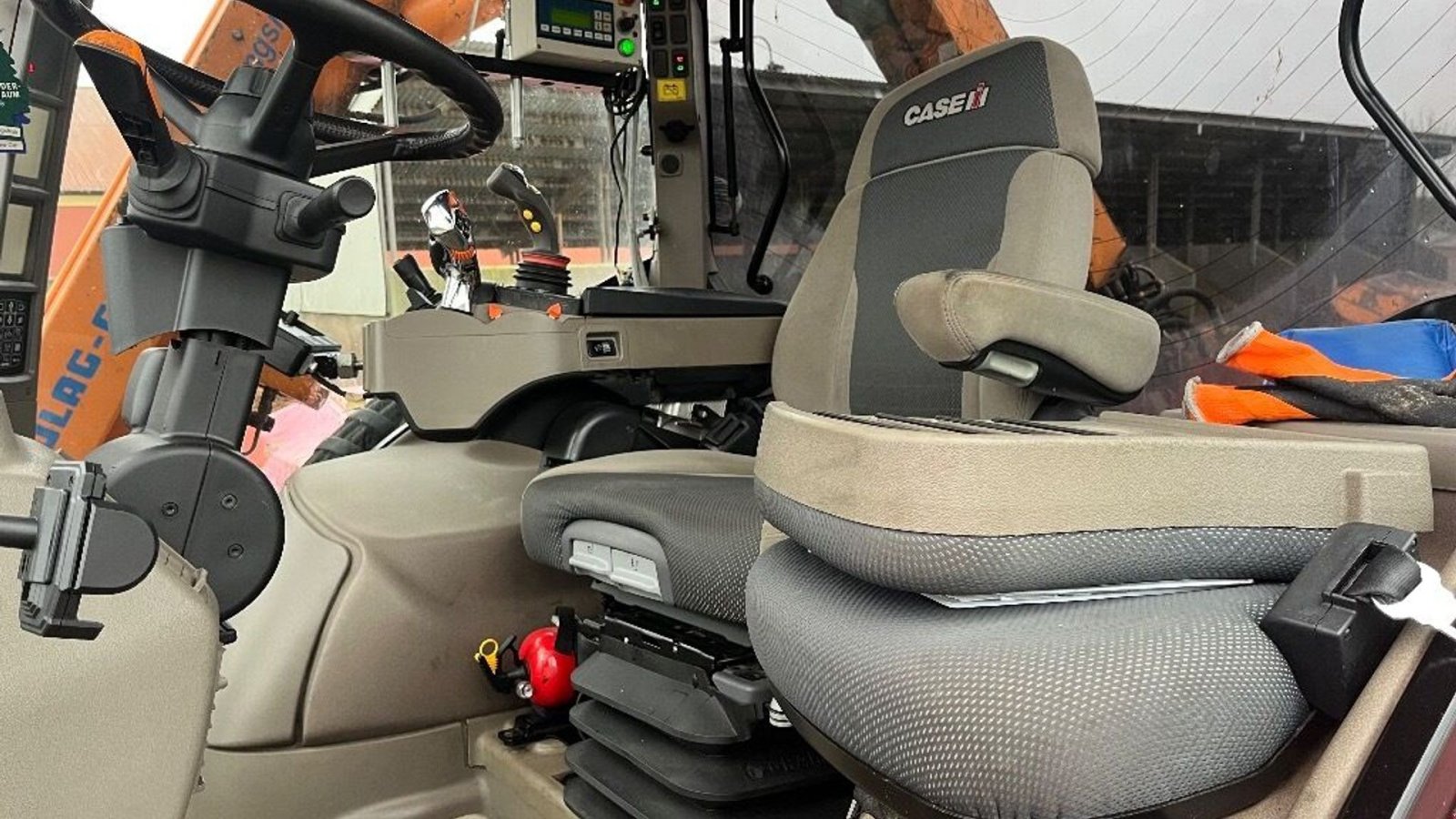 Traktor tip Case IH PUMA 185 CVX Med landevejsdæk og MULAC græsklipper., Gebrauchtmaschine in Rødovre (Poză 5)