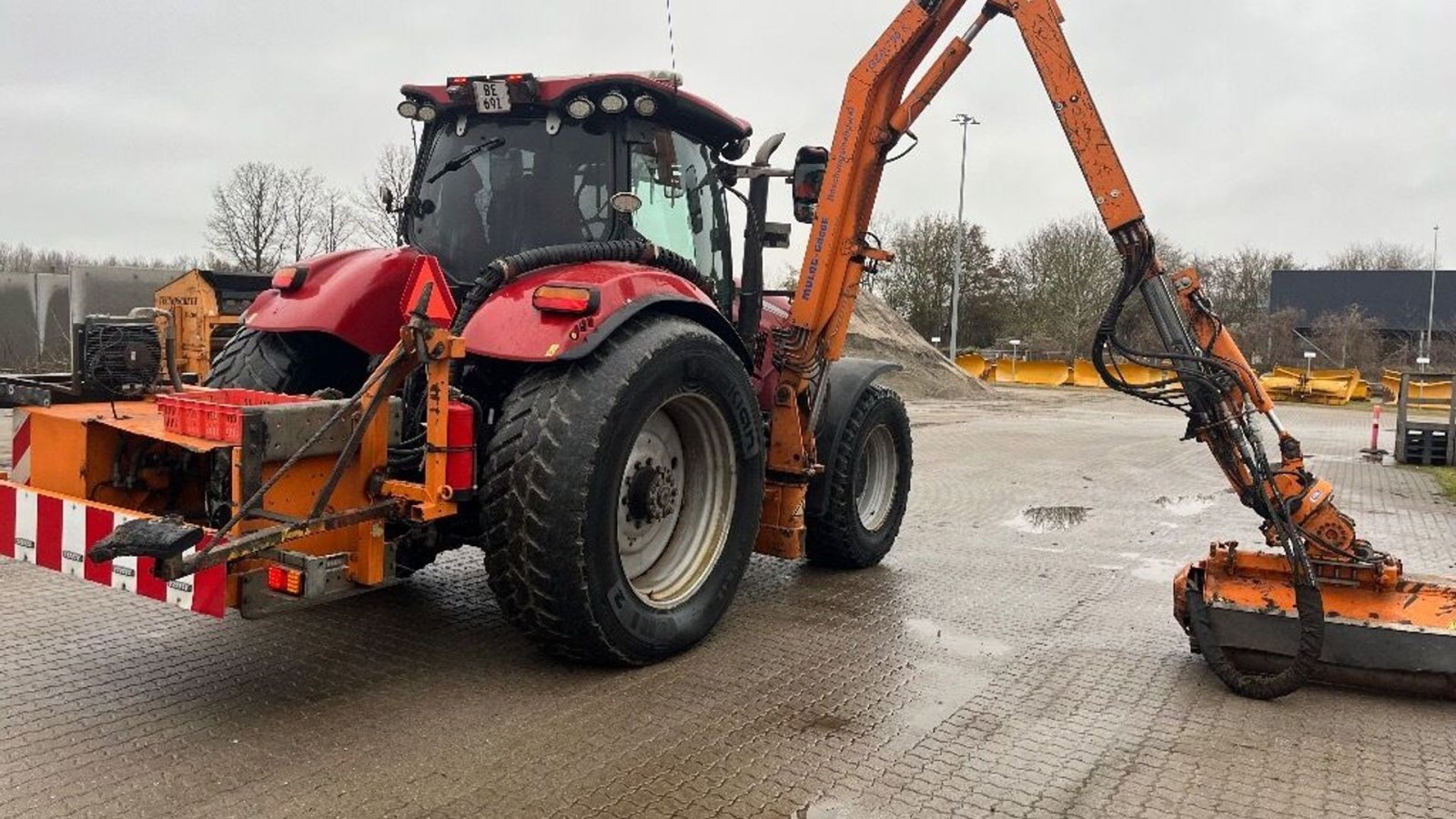 Traktor tip Case IH PUMA 185 CVX Med landevejsdæk og MULAC græsklipper., Gebrauchtmaschine in Rødovre (Poză 3)