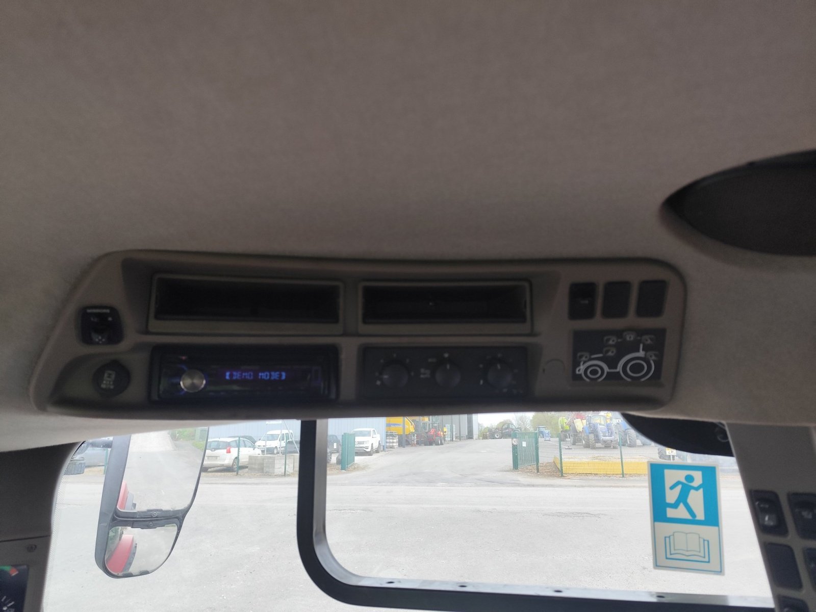 Traktor типа Case IH PUMA 185 CVX, Gebrauchtmaschine в Le Horps (Фотография 11)