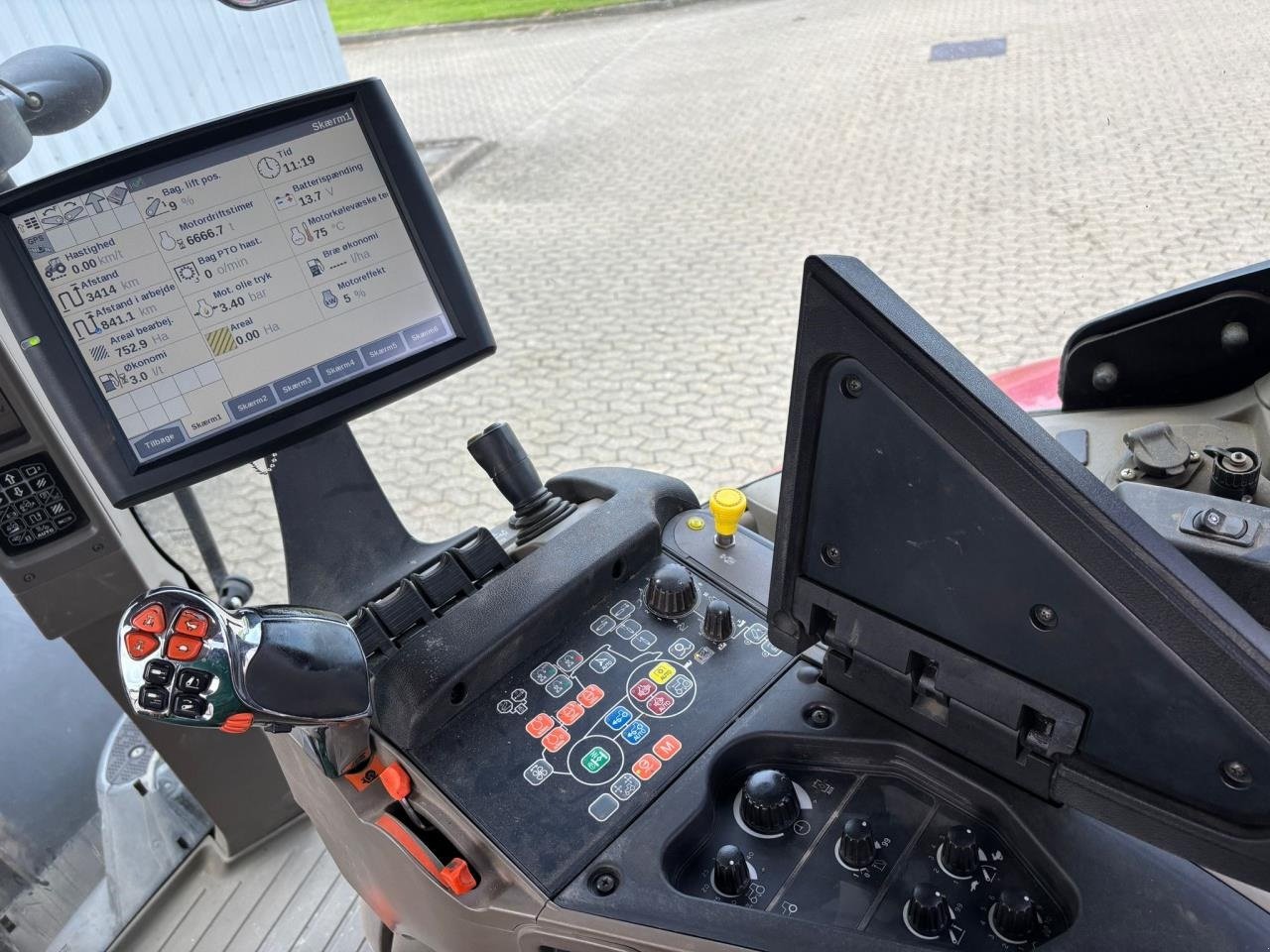 Traktor of the type Case IH PUMA 185 CVX, Gebrauchtmaschine in Bramming (Picture 7)