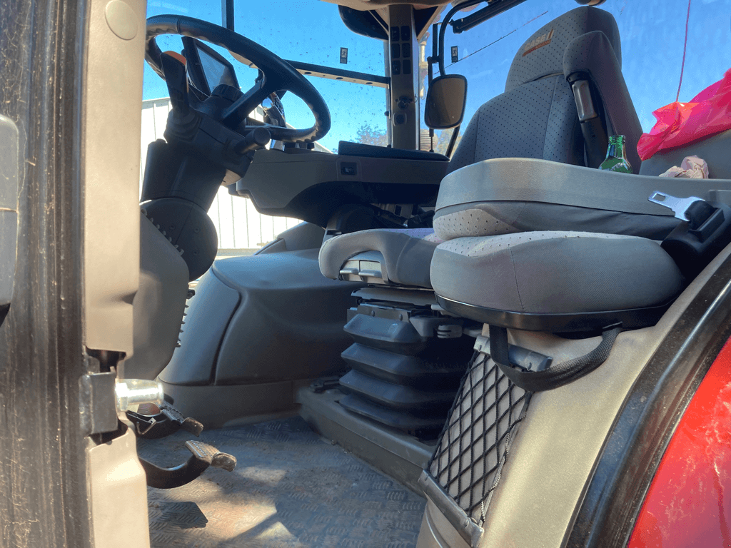 Traktor Türe ait Case IH PUMA 185 MULTICONTROLLER, Gebrauchtmaschine içinde CINTHEAUX (resim 5)