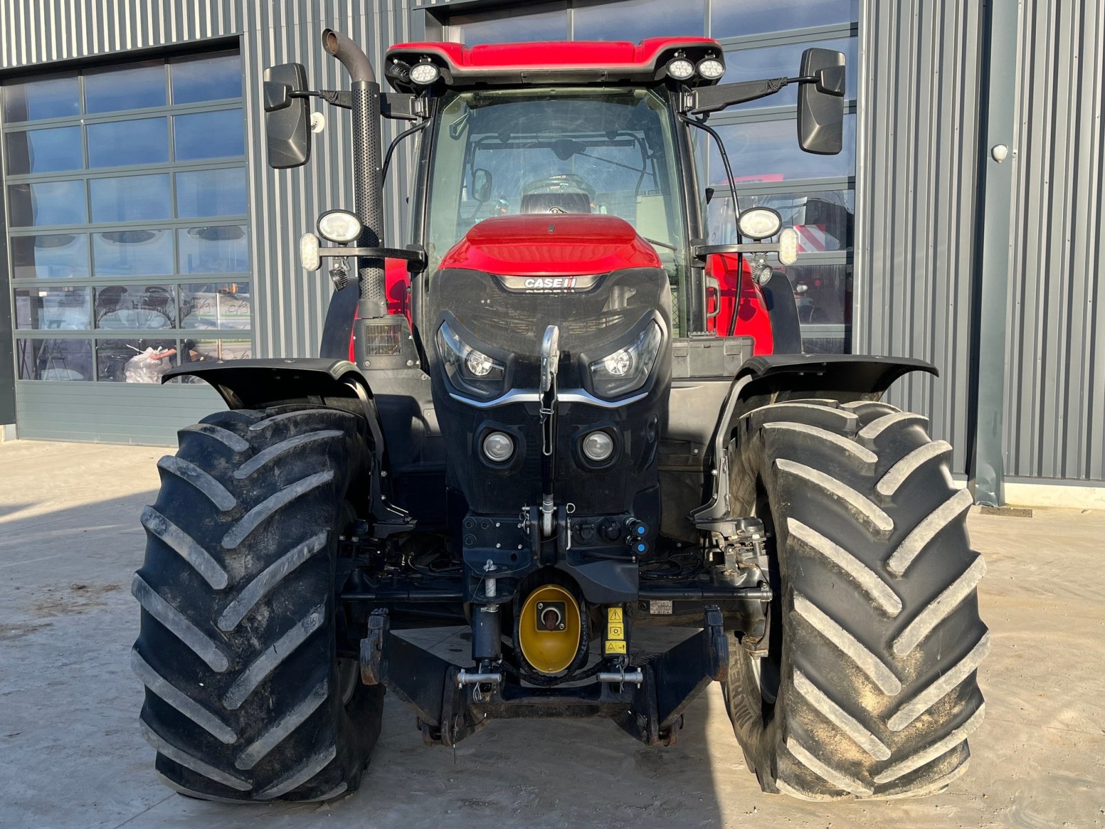 Traktor des Typs Case IH PUMA 200 CVXDRIVE, Gebrauchtmaschine in NAINTRE (Bild 4)
