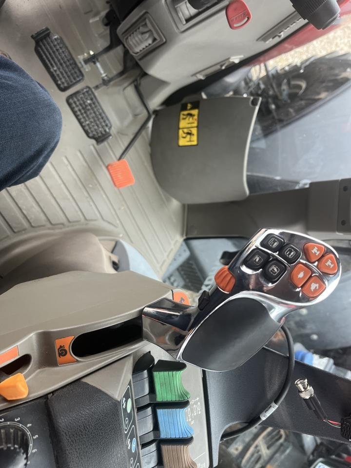 Traktor van het type Case IH PUMA 240 CVX TRAKTOR, Gebrauchtmaschine in Middelfart (Foto 12)