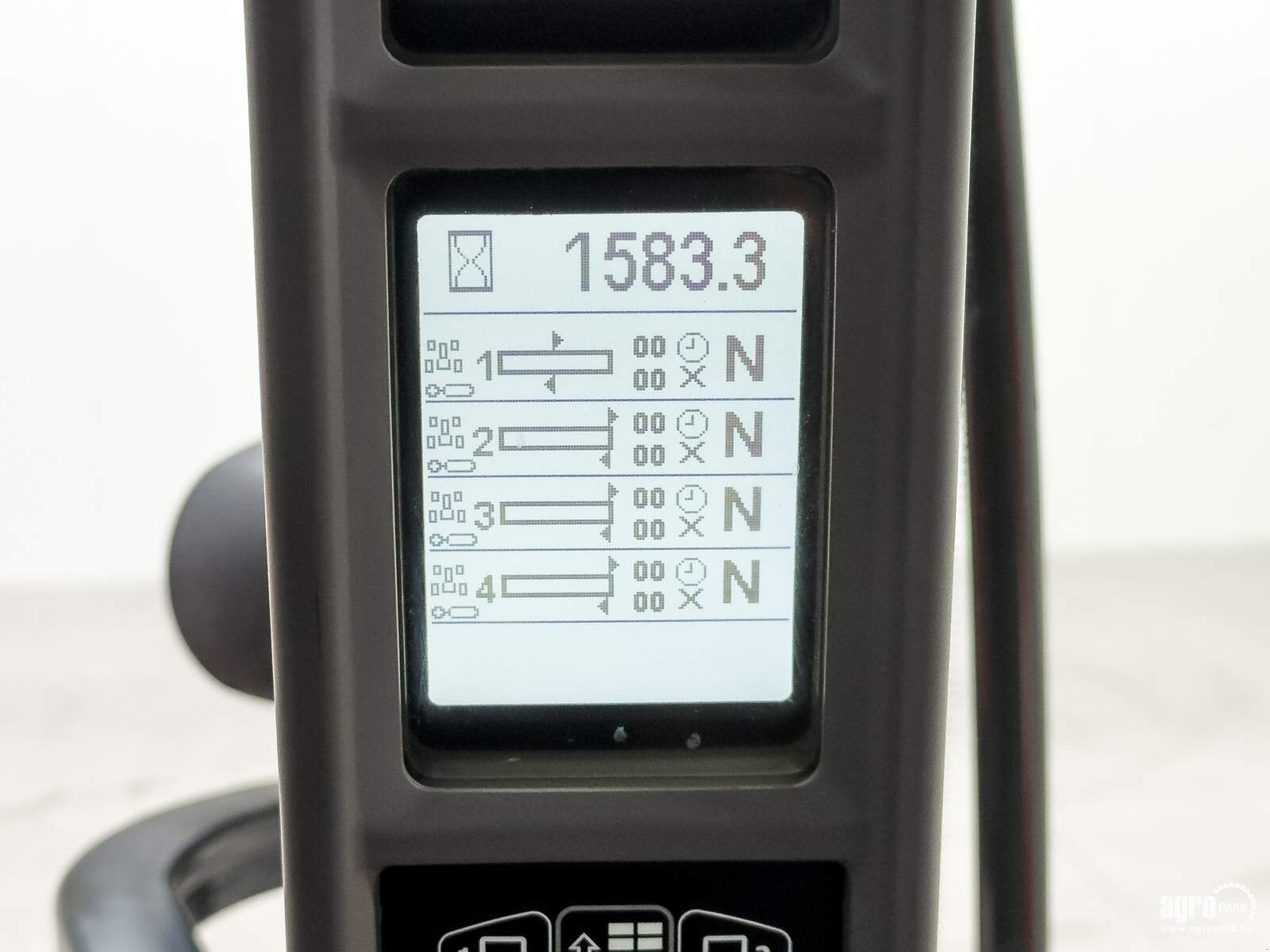 Traktor des Typs Case IH PUMA 240 CVX, Gebrauchtmaschine in Csengele (Bild 10)