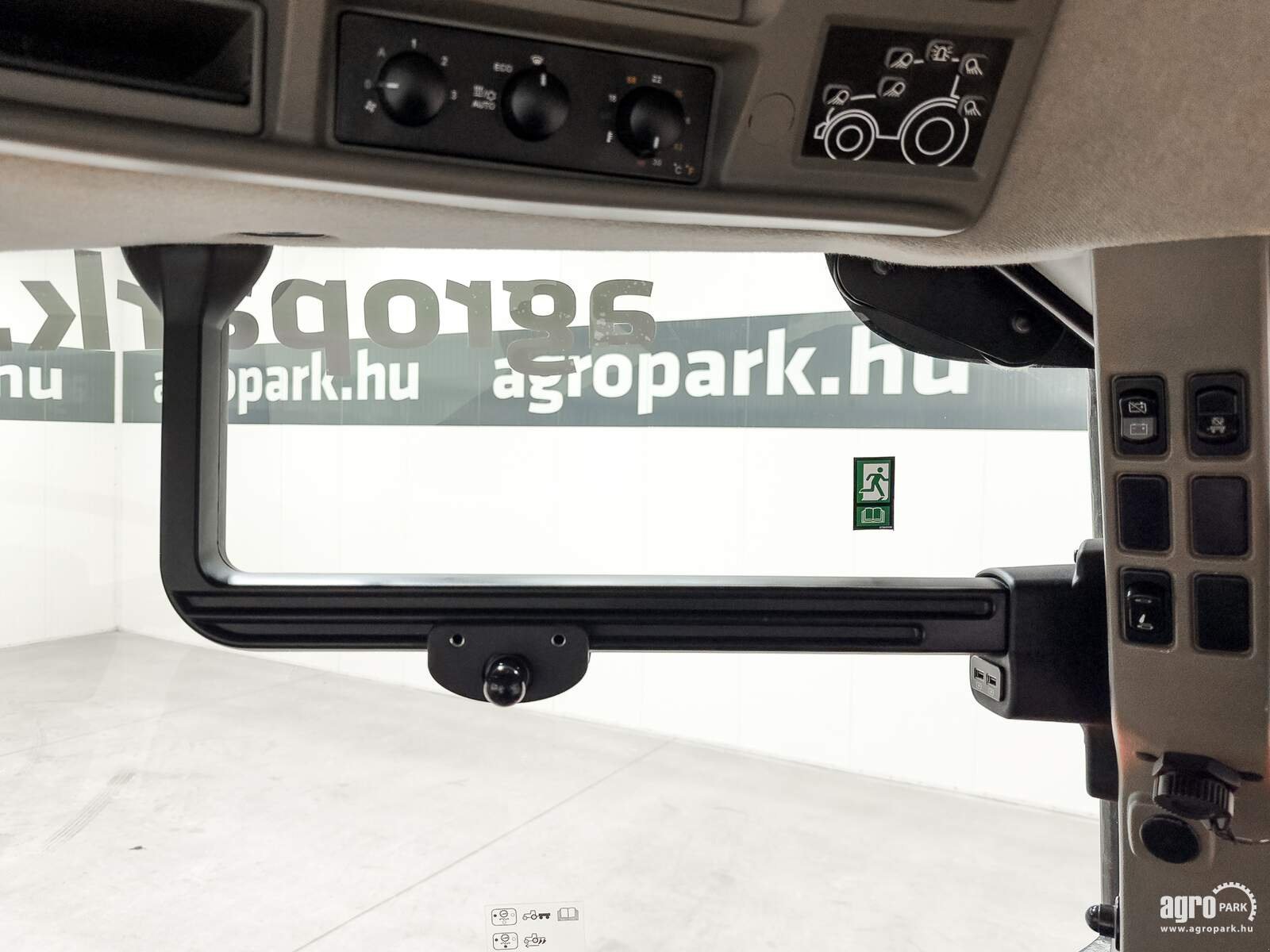 Traktor des Typs Case IH PUMA 240 CVX, Gebrauchtmaschine in Csengele (Bild 22)