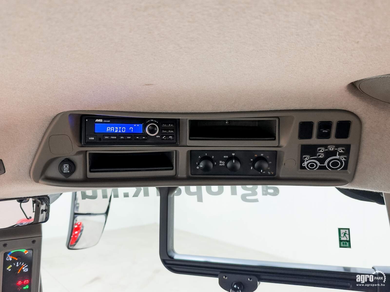 Traktor des Typs Case IH PUMA 240 CVX, Gebrauchtmaschine in Csengele (Bild 24)