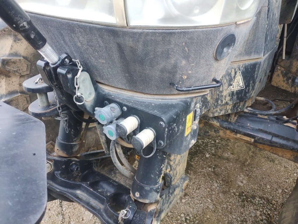 Traktor of the type Case IH PUMA 240 CVX, Gebrauchtmaschine in PUSEY (Picture 5)