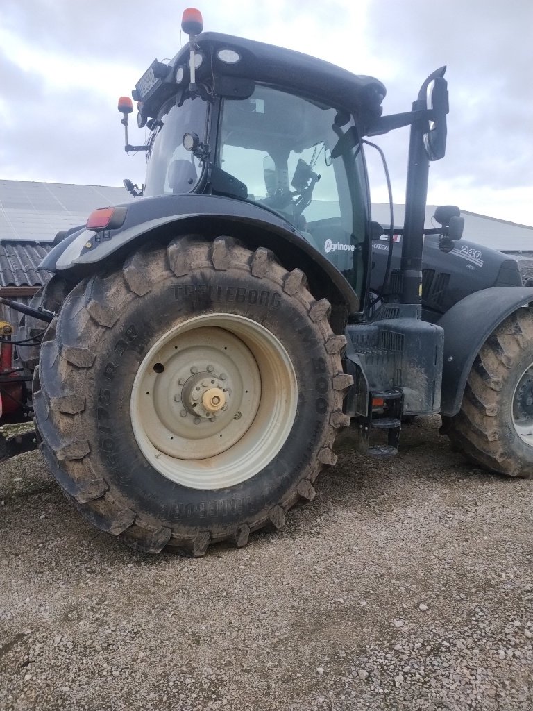 Traktor of the type Case IH PUMA 240 CVX, Gebrauchtmaschine in PUSEY (Picture 10)